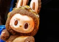 Boneka Labubu Mini Segera Dirilis Minggu Ini, Dapat Digantung di HP