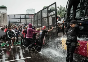 Perjalanan Pulang 3,5 Jam Warga karena Demo di DPR