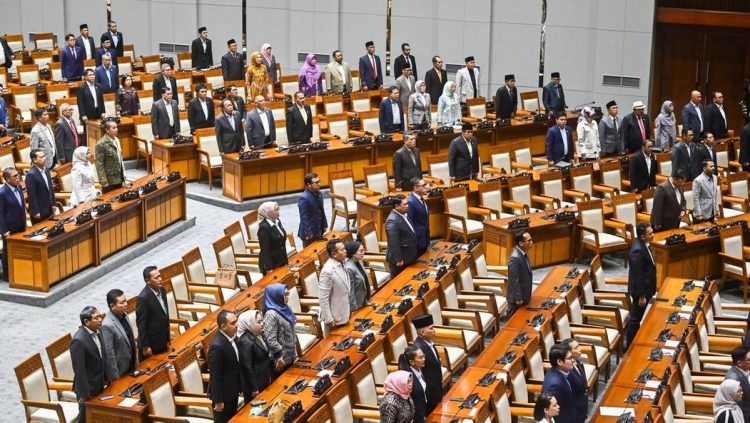 Tunjangan Beras dan BBM Anggota DPR Meningkat hingga Rp70 Juta per Bulan