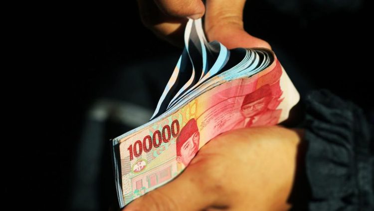 Penyaluran KUR Terganggu Karena Kredit Macet Pinjol dan Paylater