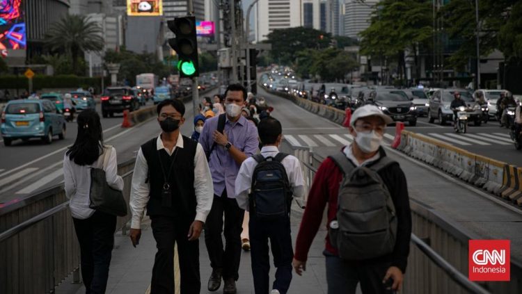 Siasat Buruh Hemat Makan dan Berlangganan Spotify untuk Bertahan Hidup di Jakarta