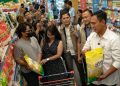 Dirut Sidak Distribusi Beras SPHP di Ritel Modern
