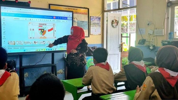 Smart Board IFP Dapat Digunakan Tanpa Internet di Sekolah