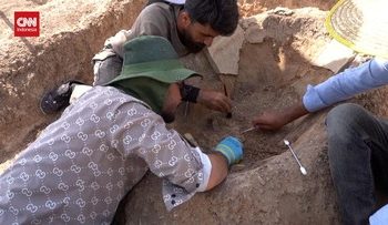 Air Surut Ungkap Situs Pemakaman Kuno Seleukia di Irak