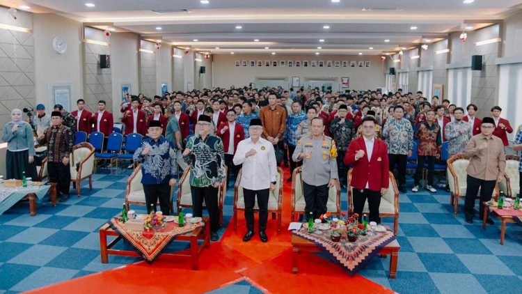 Ajak Seluruh Kader Jadi Penggerak Transformasi Umat dan Bangsa