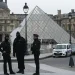 Museum Louvre Ditrik, Perhiasan Berharga Dibawa Kabur dalam 7 Menit