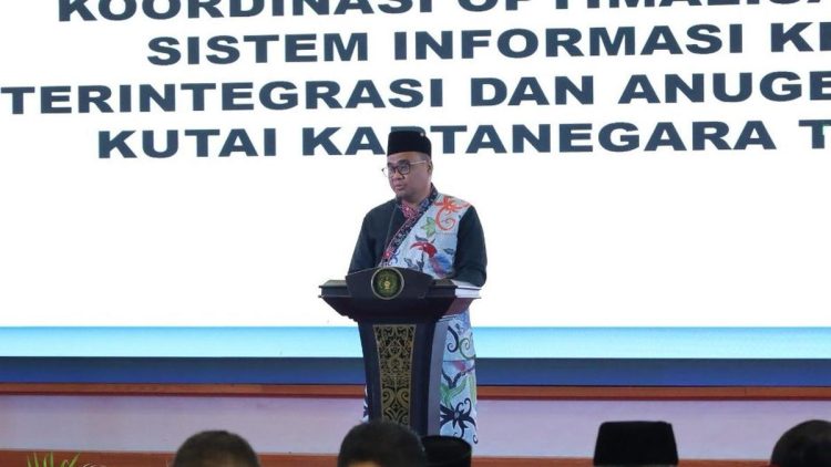 Efisiensi Pemerintahan dan Budaya Literasi dalam Rakor Srikandi 2025 oleh Bupati Kukar