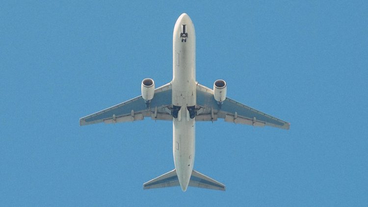 Penerbangan Internasional ke RI Wajib Gunakan Avtur Hijau 1 Persen Mulai 2027