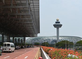Terbang dari Singapura Akan Dikenakan Retribusi Mulai Oktober 2026