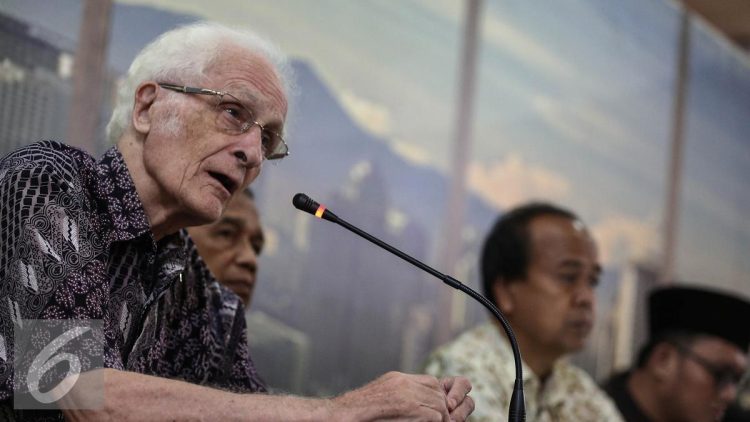 Syarat Menjadi Pahlawan Nasional Menurut Romo Magnis