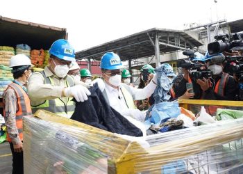 Mendag Musnahkan 19.391 Bal Pakaian Bekas dari China dan Jepang