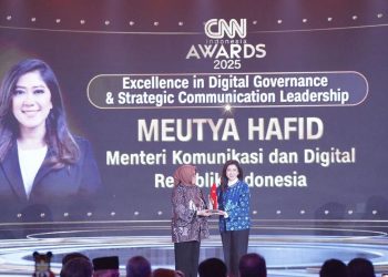 Meutya Hafid Menerima Penghargaan Keunggulan dalam Tata Kelola Digital