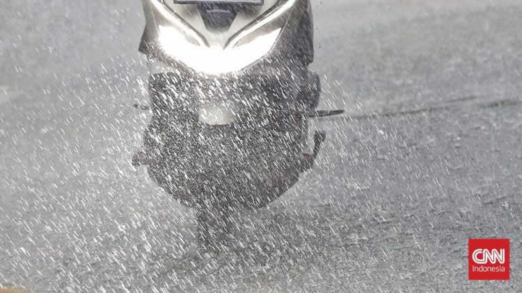 Puncak Musim Hujan November 2025 sampai Februari 2026