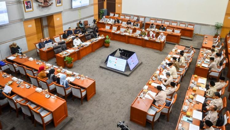 Korban Investasi Bodong Laporkan Dana Macet Sejak 2019 ke DPR