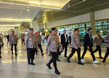Kapolda Metro Tinjau Pengamanan Nataru di Bandara Soetta dan Jelas Alur Polisi