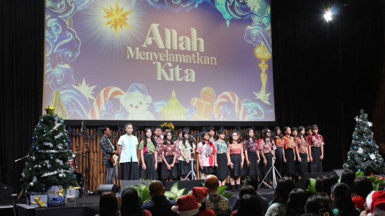 Khidmat Suasana Doa Bersama dan Perayaan Natal 2025 di Emtek