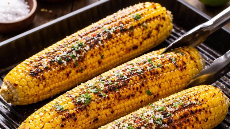 7 Cara Bakar Jagung Menggunakan Teflon yang Lezat, Manis, dan Anti Gosong