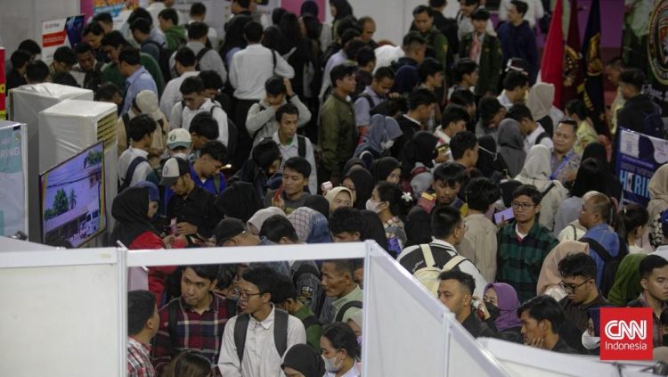 2,7 Juta Warga Putus Asa Cari Kerja, Mayoritas Lulusan SD Menurut BRIN