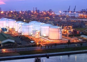 Harga Minyak Meningkat Setelah Kerugian Tahunan Terbesar Sejak 2020