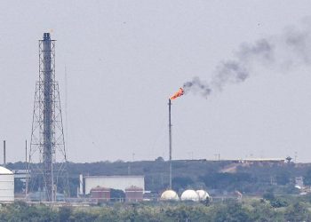 Kilang Minyak Venezuela Selamat dari Serangan AS, Pelabuhan Ekspor Terpuruk