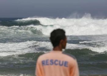 Siklon Nokaen Aktif BMKG Peringatkan Potensi Gelombang Tinggi di Laut
