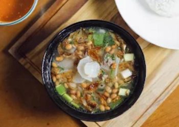 11 Tempat Makan Soto Enak di Bandung yang Wajib Dicoba dan Peringkat Tinggi 2026